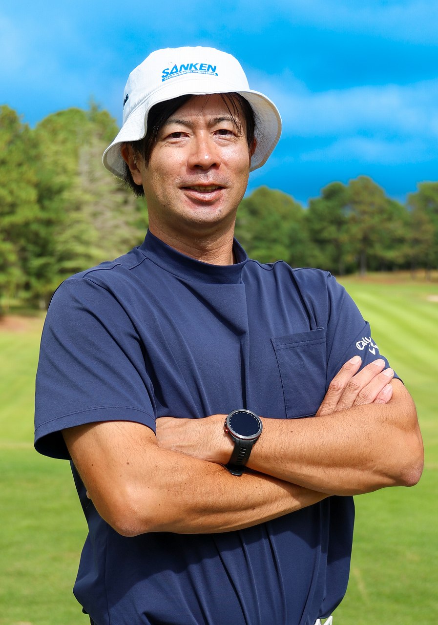 岩崎善徳  デフゴルフ選手 三建設備工業株式会社所属デフアスリート | つなひろワールド プラス